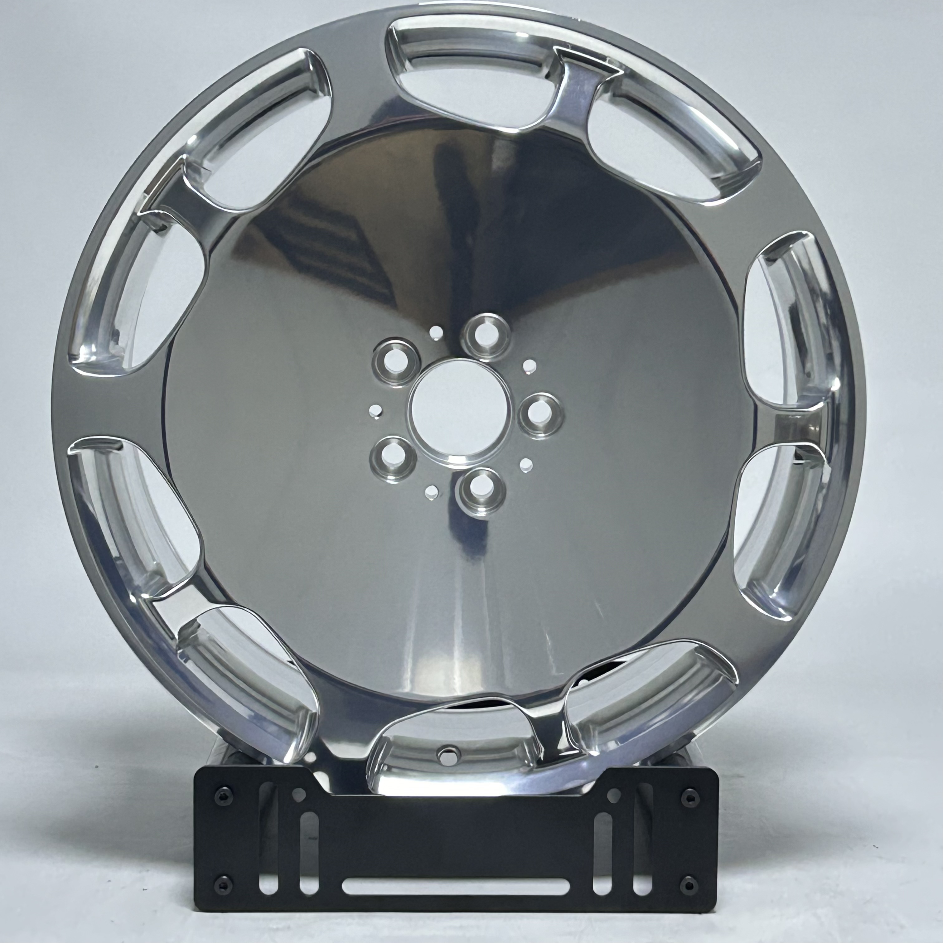 Forged wheel hub suspension cover