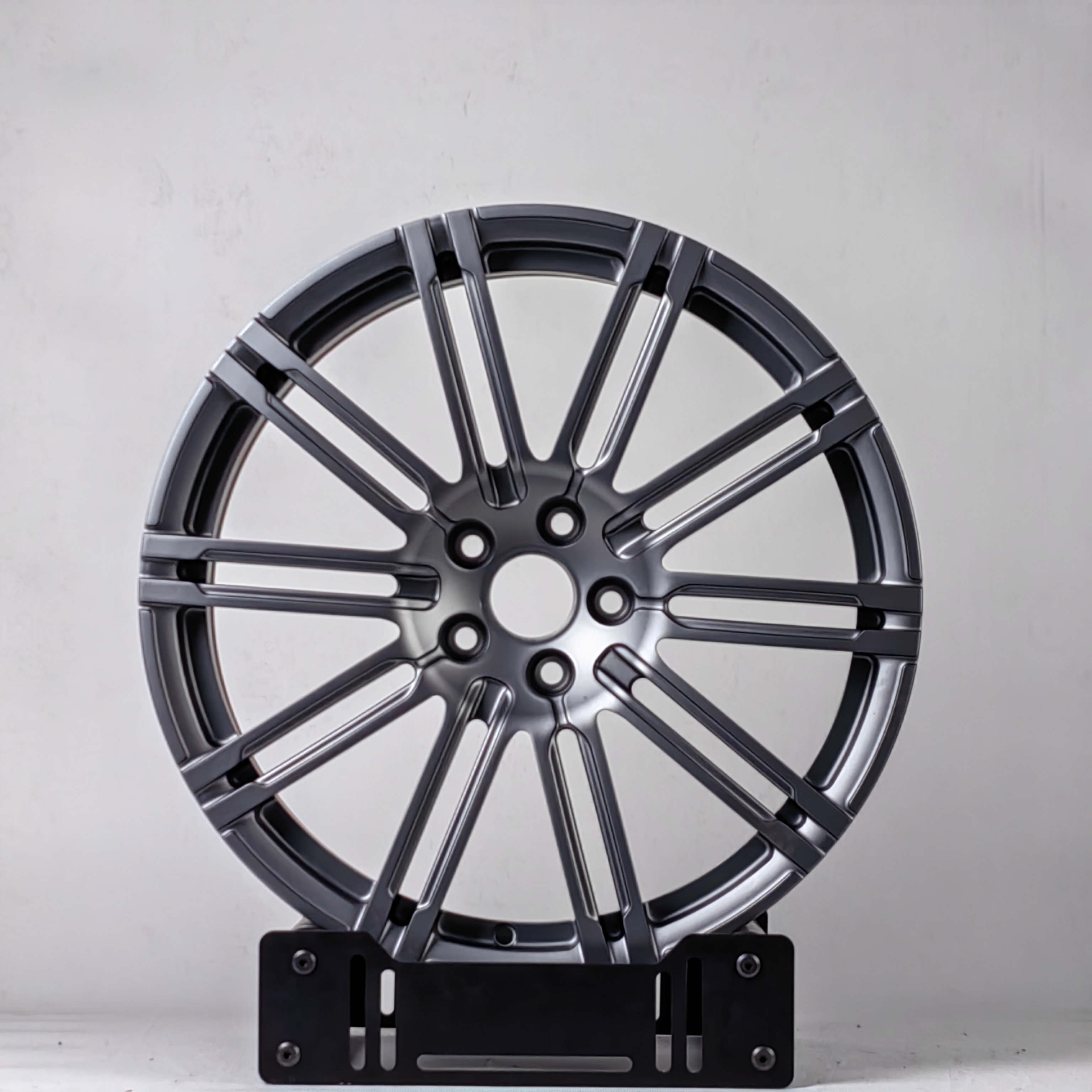 Forged wheel hub